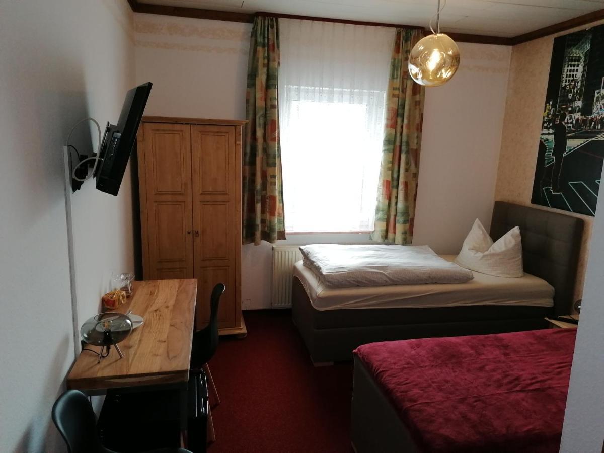 Hotel Und Restaurant Hohenzollern 埃尔福特 外观 照片